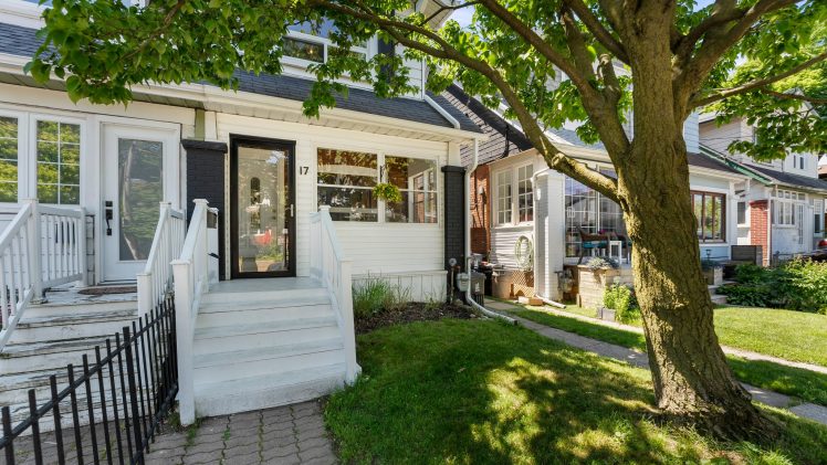 New Leslieville Listing: 17 Athletic Ave
