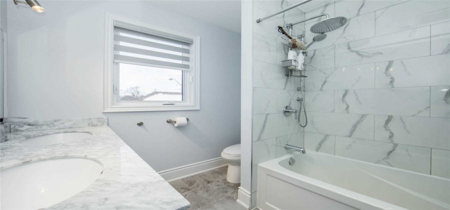 Toronto, Ontario M4J3S6, 4 Bedrooms Bedrooms, ,4 BathroomsBathrooms,Detached,Sale,Donlands,E5183458