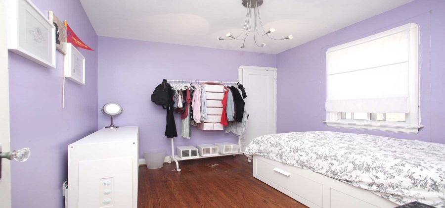 Toronto, Ontario M4J4H1, 2 Bedrooms Bedrooms, ,2 BathroomsBathrooms,Detached,Sale,Athlone,E5233153
