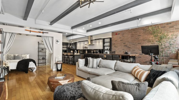 New Leslieville Listing: 326 Carlaw Unit 215
